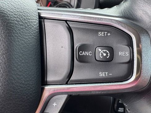 Used 2019 RAM 1500 Laramie AWD/4WD image 19