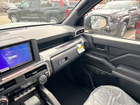 New 2026 Toyota Tacoma SR5 AWD/4WD image 23