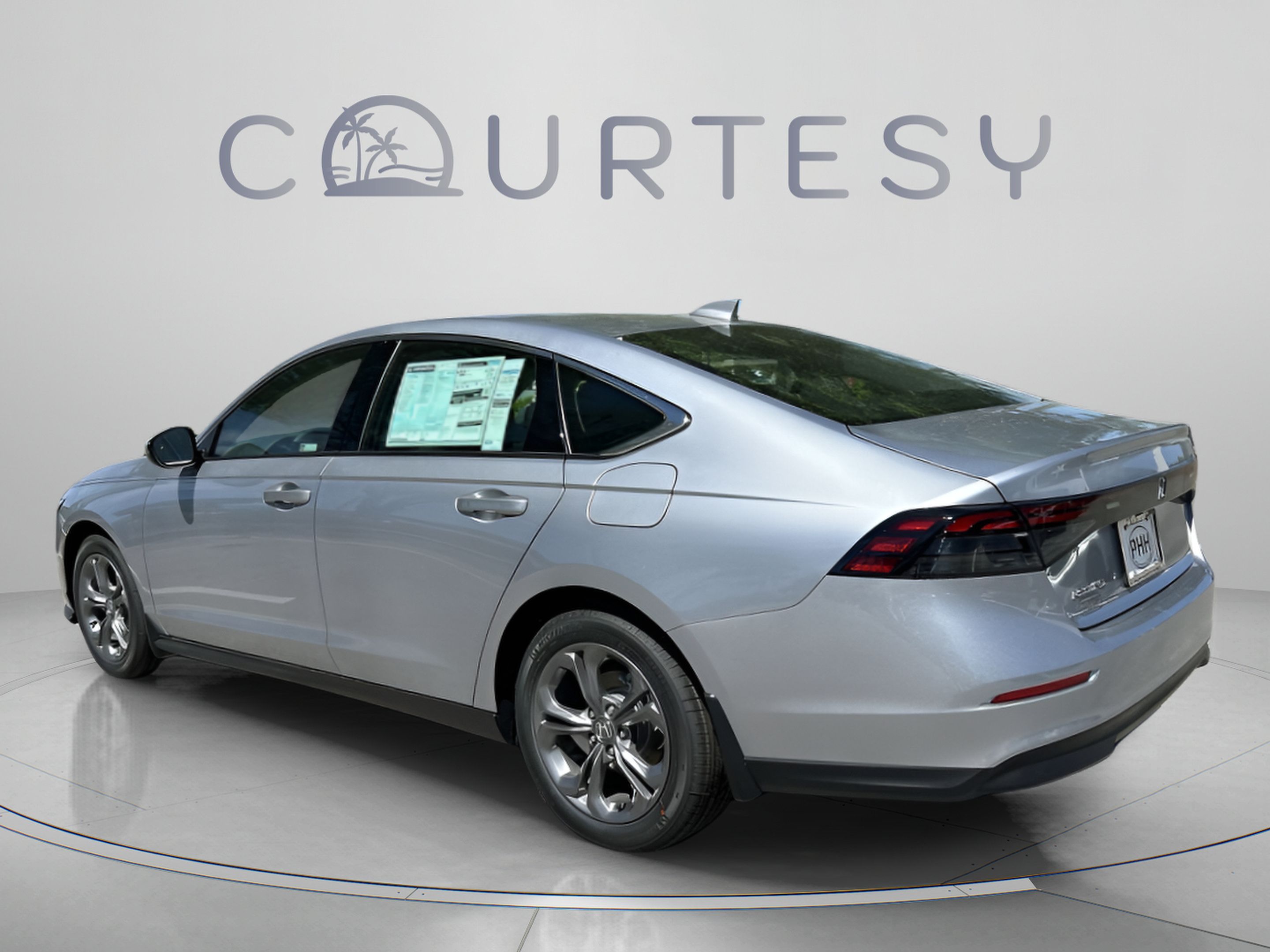 Used 2024 Honda Accord EX image 5