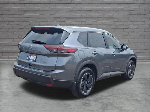 Used 2026 Nissan Rogue SV w/ SV Premium Package AWD/4WD image 12