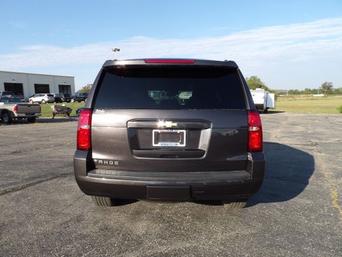 Used 2018 Chevrolet Tahoe LT w/ Luxury Package image 7