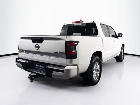 Certified 2024 Nissan Frontier SV w/ SV Convenience Package image 8