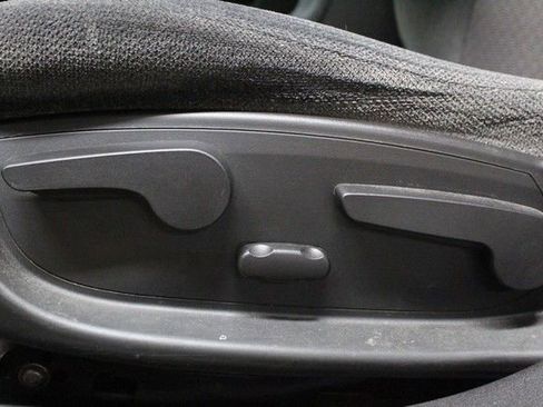 Used 2016 Chevrolet Impala LS image 17