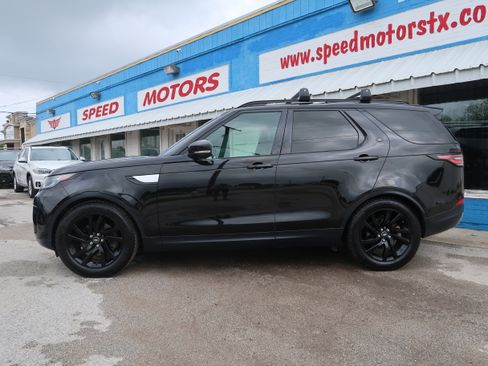 Used 2018 Land Rover Discovery HSE image 3