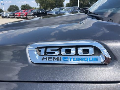 Used 2022 RAM 1500 Limited image 3