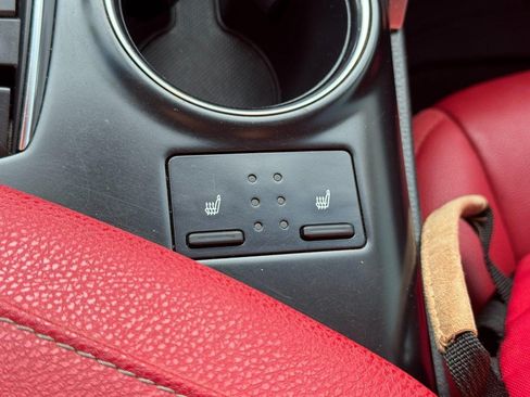Certified 2020 Toyota Camry XSE FWD image 24