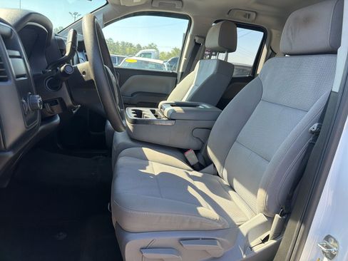 Used 2018 Chevrolet Silverado 1500 Custom w/ Custom Value Package RWD image 7