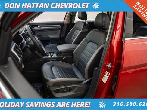 Used 2022 Volkswagen Atlas SEL Premium image 4