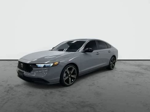 Used 2024 Honda Accord Sport image 8
