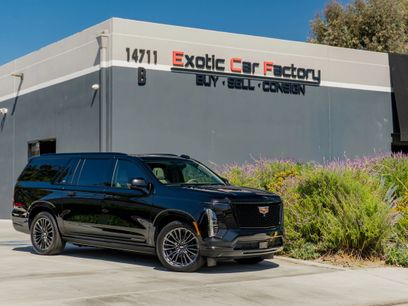 Used 2025 Cadillac Escalade ESV Sport Platinum