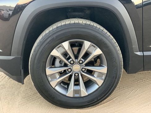 Certified 2026 Chevrolet Equinox LT FWD image 31