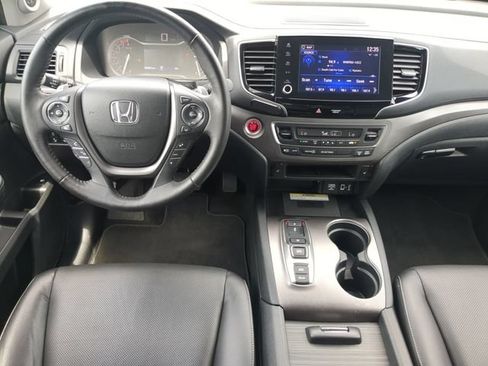 Used 2023 Honda Ridgeline RTL-E image 16