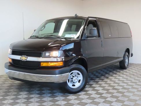 Used 2024 Chevrolet Express 3500 LT w/ LT Preferred Equipment Group RWD image 1