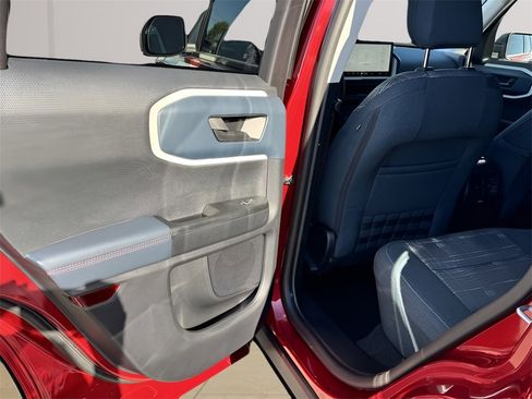 New 2025 Ford Bronco Sport Heritage w/ Convenience Package image 32