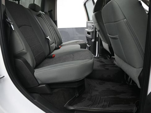 Used 2015 RAM 1500 Big Horn image 15