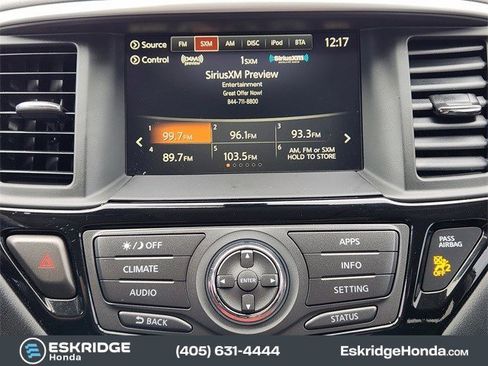 Used 2020 Nissan Pathfinder SV image 18