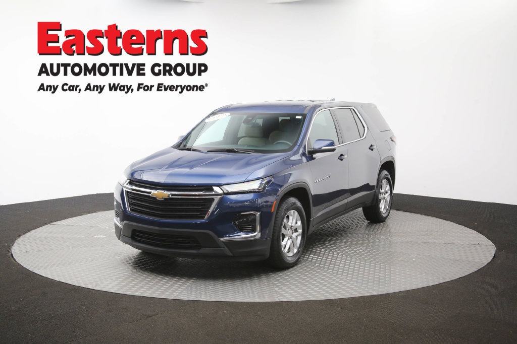 Used 2023 Chevrolet Traverse LS w/ Safety Package FWD image 58