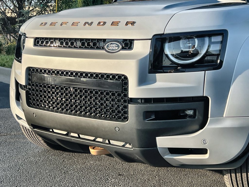 Certified 2026 Land Rover Defender 110 OCTA AWD/4WD image 9