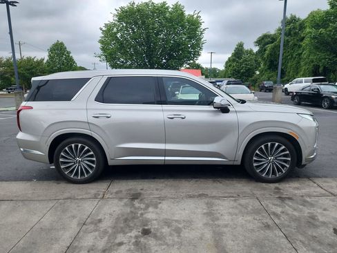 Used 2024 Hyundai Palisade Calligraphy AWD/4WD image 9