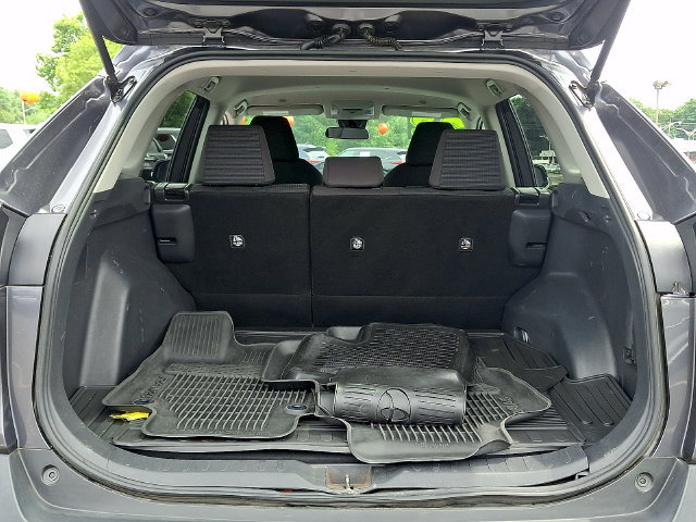 Used 2023 Toyota RAV4 LE AWD/4WD image 29