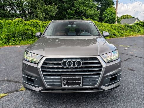 Used 2018 Audi Q7 3.0T Premium Plus w/ Premium Plus Package AWD/4WD image 2