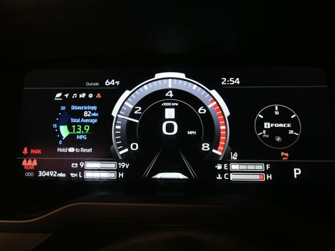 Used 2024 Toyota Tundra Platinum image 13