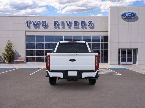 New 2026 Ford F250 Lariat w/ Black Appearance Package AWD/4WD image 5