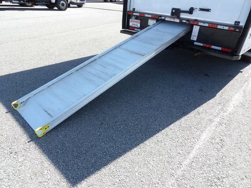 Used 2021 Ford E-350 and Econoline 350 Super Duty image 39