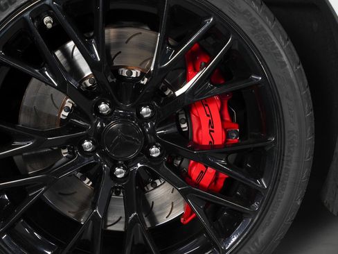 Used 2017 Chevrolet Corvette Z06 w/ Chrome Badge Package RWD image 17