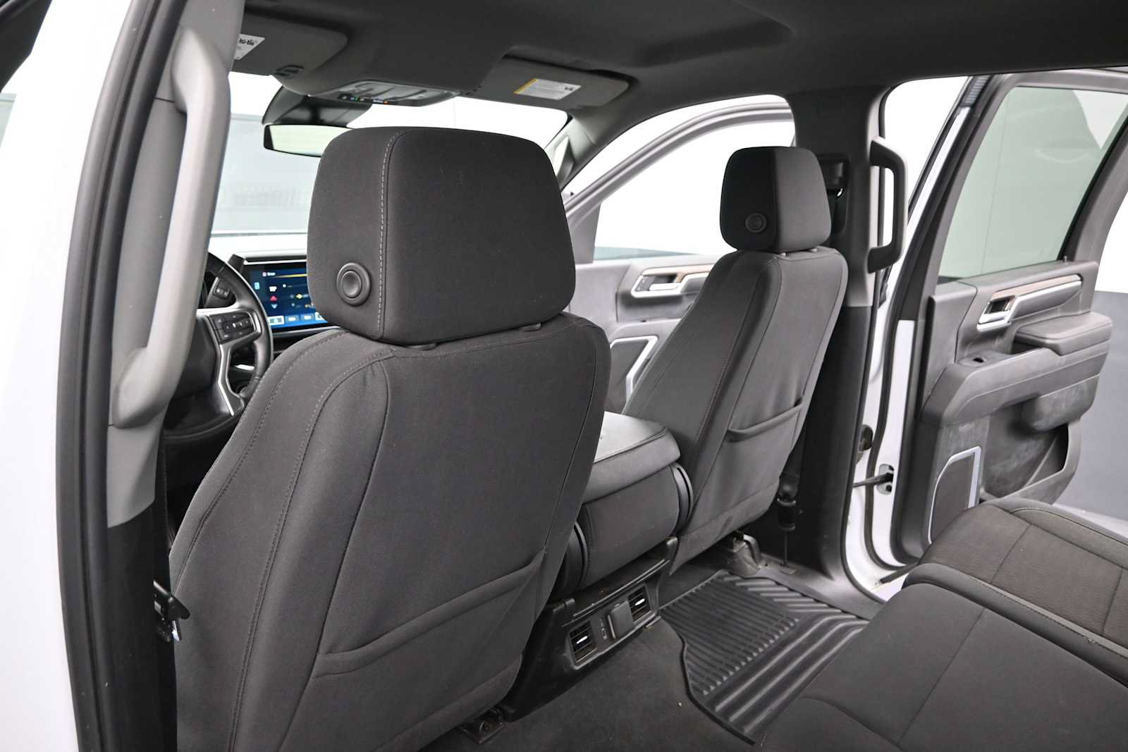 Used 2025 Chevrolet Silverado 2500 LT w/ Convenience Package AWD/4WD image 28