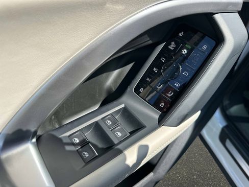 New 2025 Audi Q5 Prestige image 18