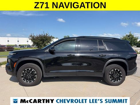 Used 2024 Chevrolet Traverse Z71 AWD/4WD image 5