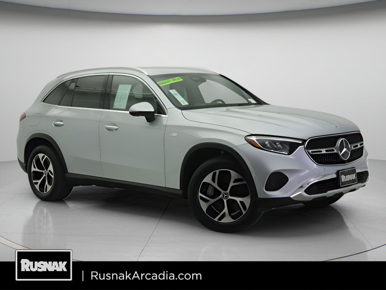 Used 2025 Mercedes-Benz GLC 350e 4MATIC image 1
