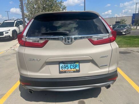 Used 2019 Honda CR-V Touring image 13