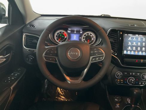 Used 2022 Jeep Cherokee Limited AWD/4WD image 12
