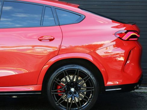 Used 2024 BMW X6 M Competition image 18