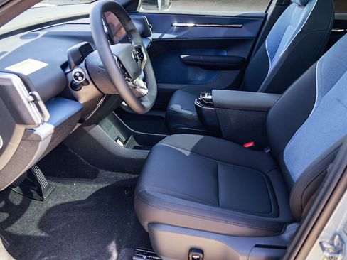 New 2026 Volvo EX30 Plus w/ Protection Package AWD/4WD image 19
