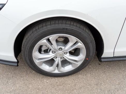 Used 2024 Honda Accord LX image 12