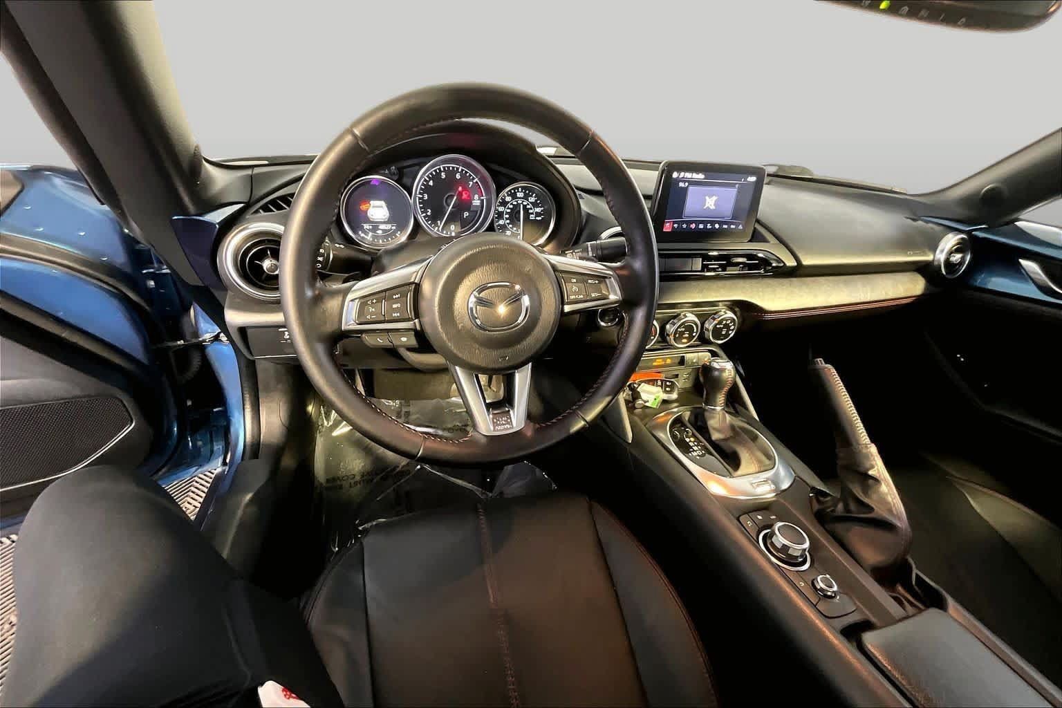 Used 2019 MAZDA MX-5 Miata RF Grand Touring RWD image 6