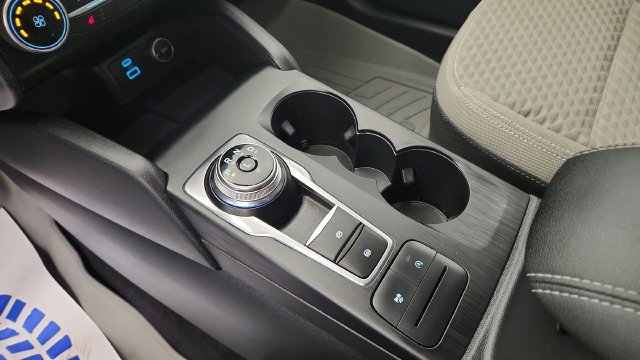 Used 2020 Ford Escape SE FWD image 14