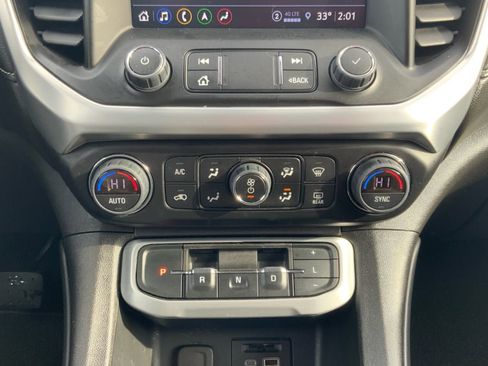 Used 2023 GMC Acadia SLE w/ Driver Convenience Package image 35