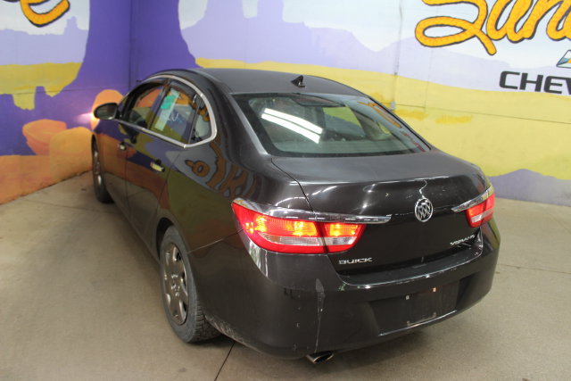Used 2013 Buick Verano FWD image 6