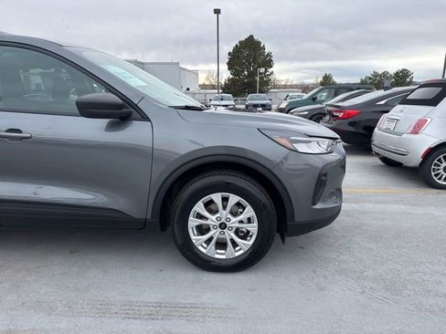Used 2025 Ford Escape Active image 3