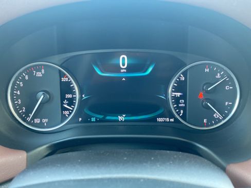 Used 2018 Buick Enclave Avenir w/ Avenir Technology Package AWD/4WD image 18
