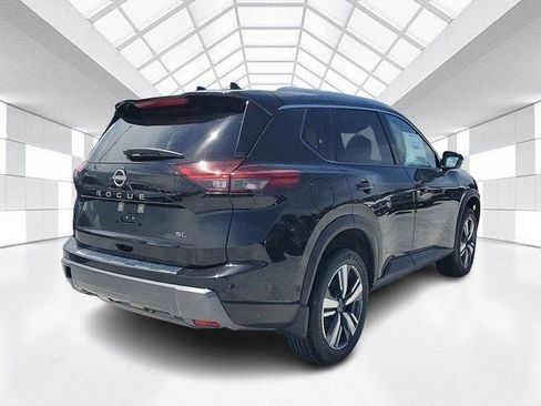New 2025 Nissan Rogue SL w/ Tech Package image 4