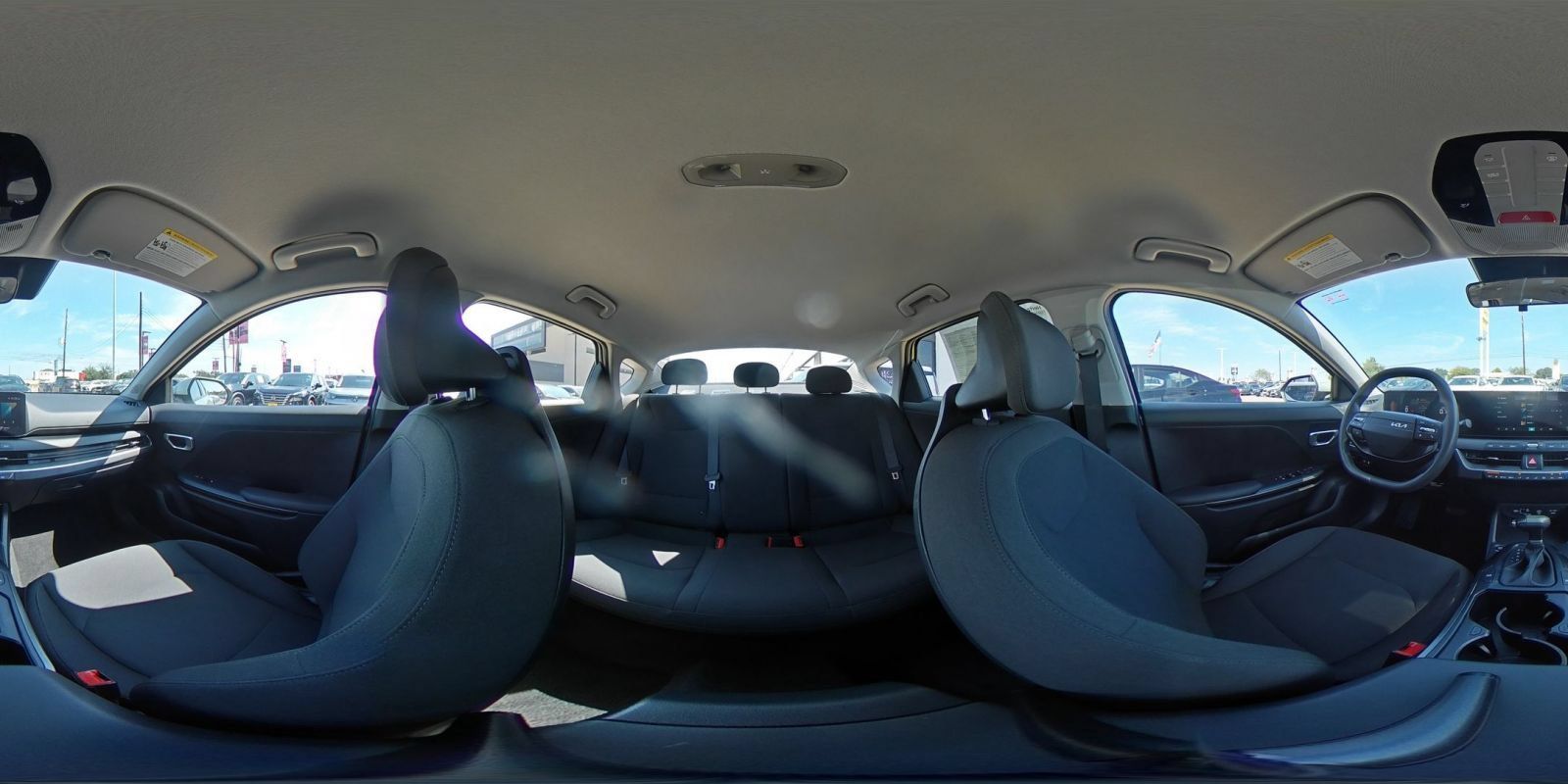 Used 2026 Kia K4 FWD image 40