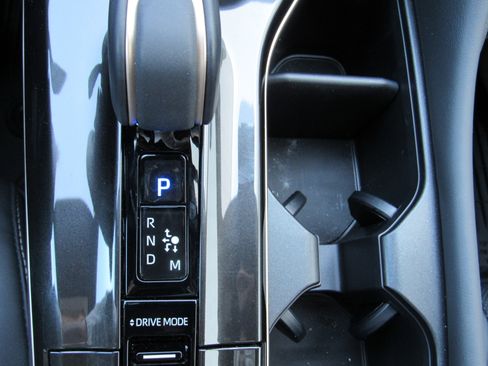 Used 2026 Toyota Crown Platinum image 29