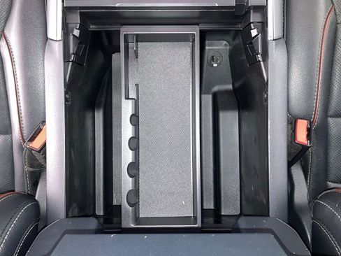 Used 2021 Ford F150 Lariat image 11