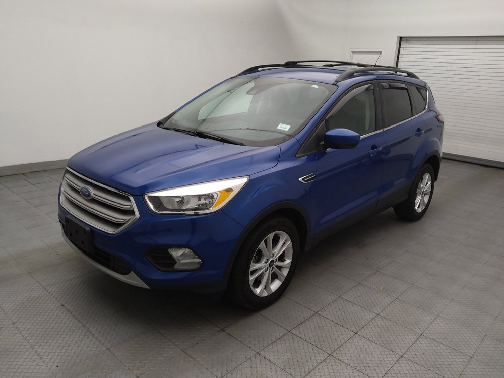 Used 2018 Ford Escape SE w/ Ford Safe & Smart Package FWD image 2