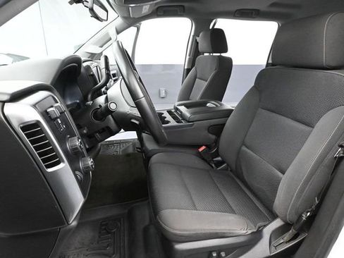 Used 2018 Chevrolet Silverado 1500 LT w/ All Star Edition image 27